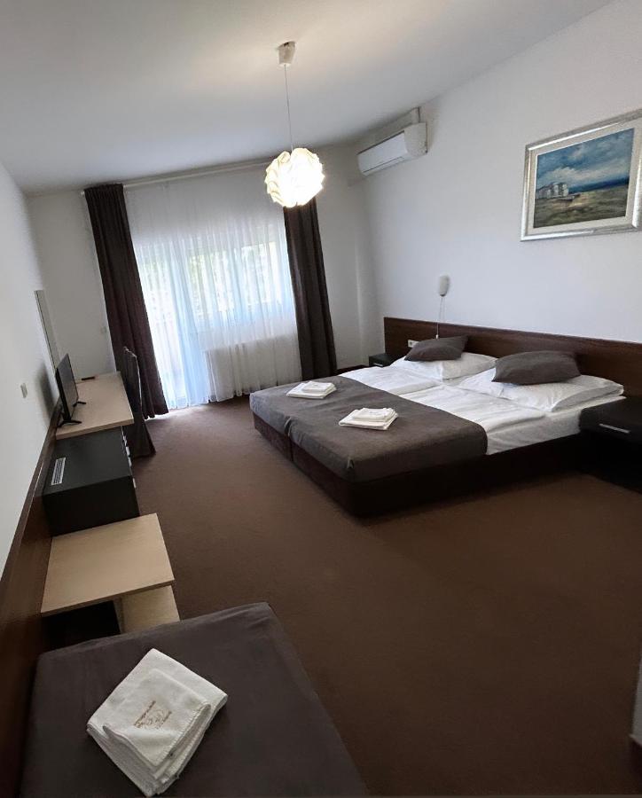 Rooms Elez Sesvete Buitenkant foto