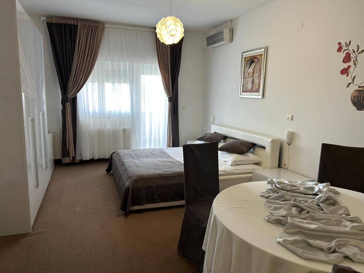Rooms Elez Sesvete Buitenkant foto